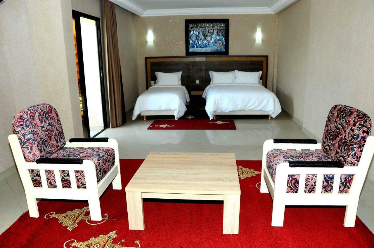 Hotel Al Madina Safi Exterior photo